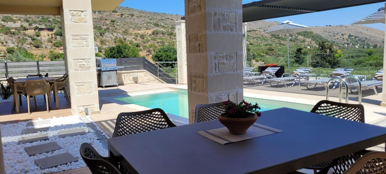 Splendid Villas And Family Resort Kalamitsi Amygdali ภายนอก รูปภาพ